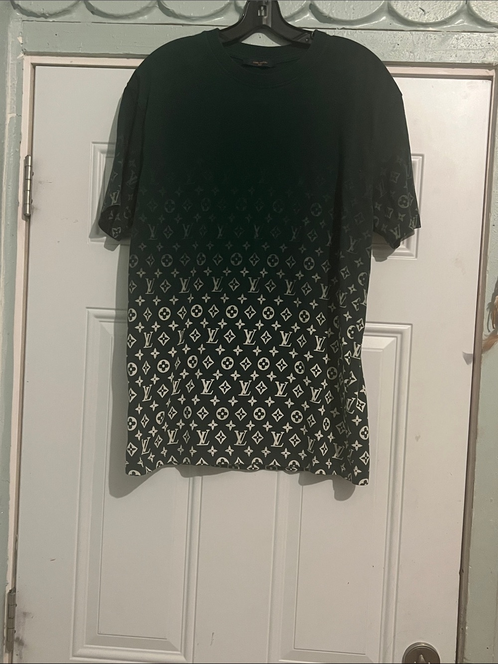 Louis Vuitton Black Crewneck Short-Sleeve Monogram Gradient Tee